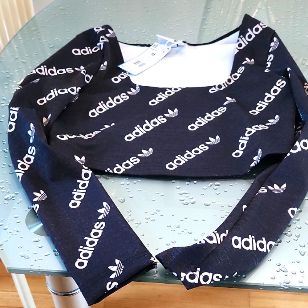 NEW Adidas Monochrome Logo Long Sleeve Crop Top
